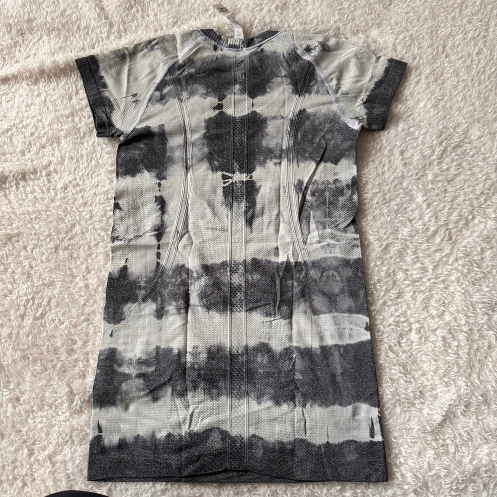 Lululemon Swiftly - Picture 4 of 5